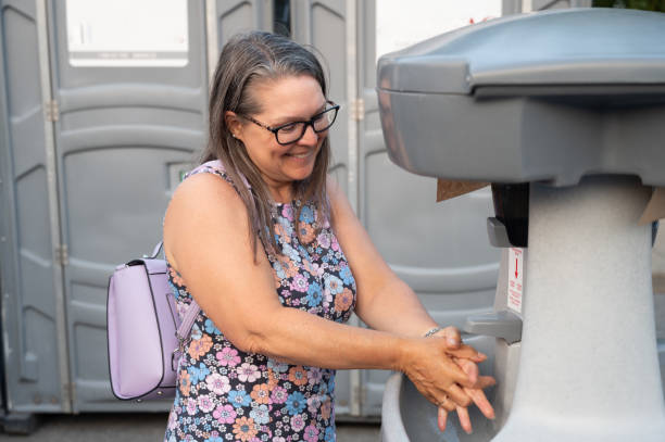 Best Affordable portable toilet rental  in Pelican Marsh, FL